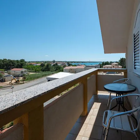Apartment - Mulo 3276a
